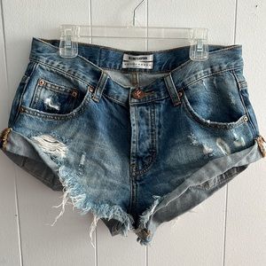 Size 26 ONE TEASPOON denim shorts